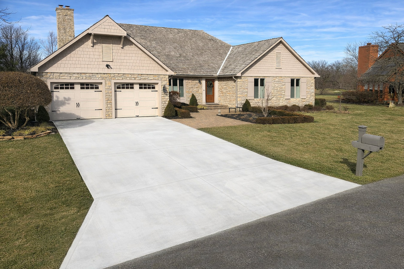 Concrete driveway building in Indio, CA, CA